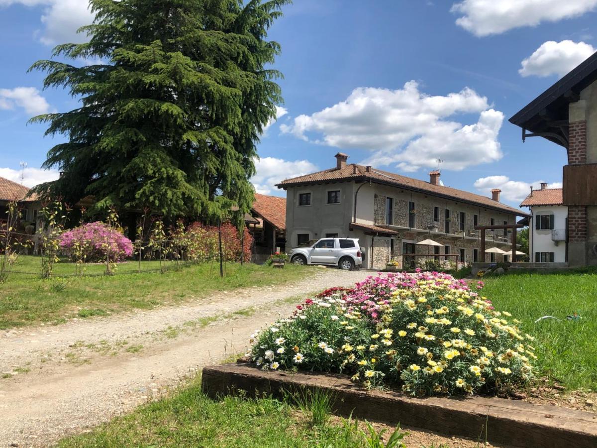 B&B Tenuta Legnate Sesto Calende Luaran gambar