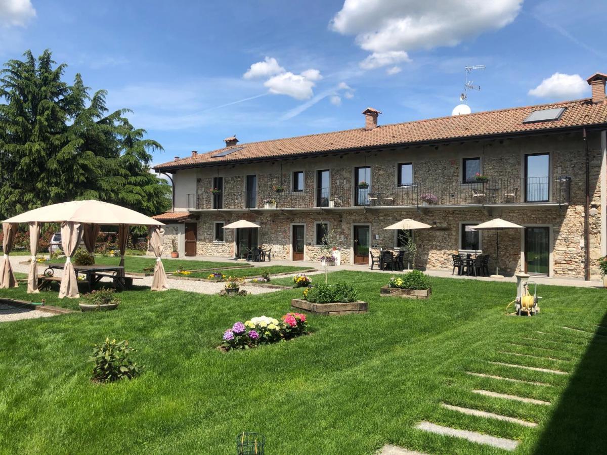 B&B Tenuta Legnate Sesto Calende Luaran gambar