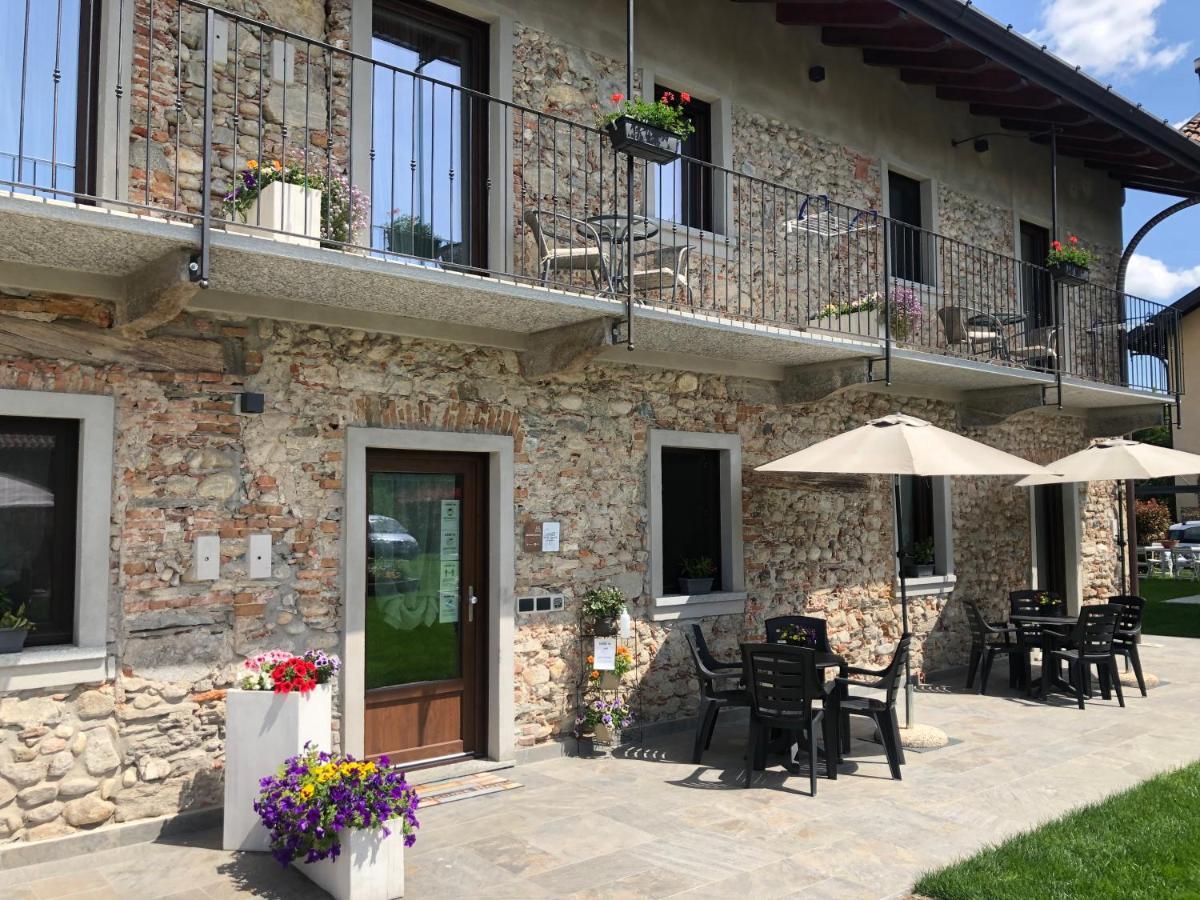 B&B Tenuta Legnate Sesto Calende Luaran gambar