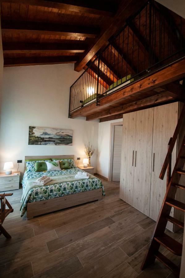 B&B Tenuta Legnate Sesto Calende Luaran gambar
